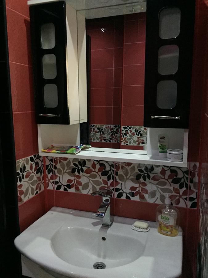 Apartment In Yalchin Star Residence บาทูมิ ภายนอก รูปภาพ